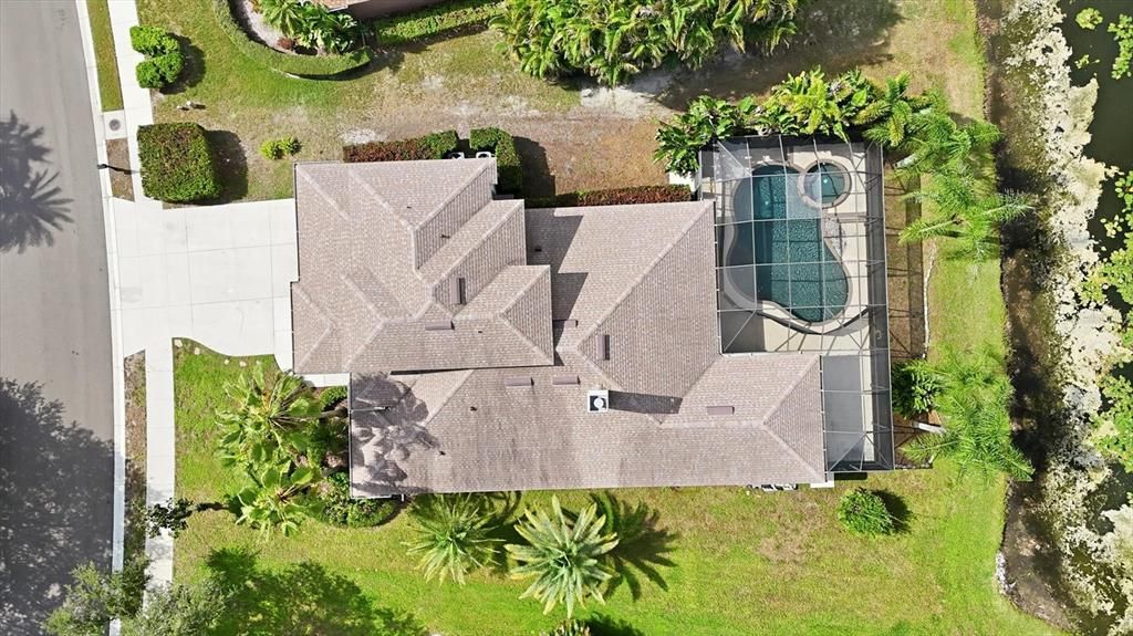 For Sale: $649,900 (4 beds, 2 baths, 2906 Square Feet)