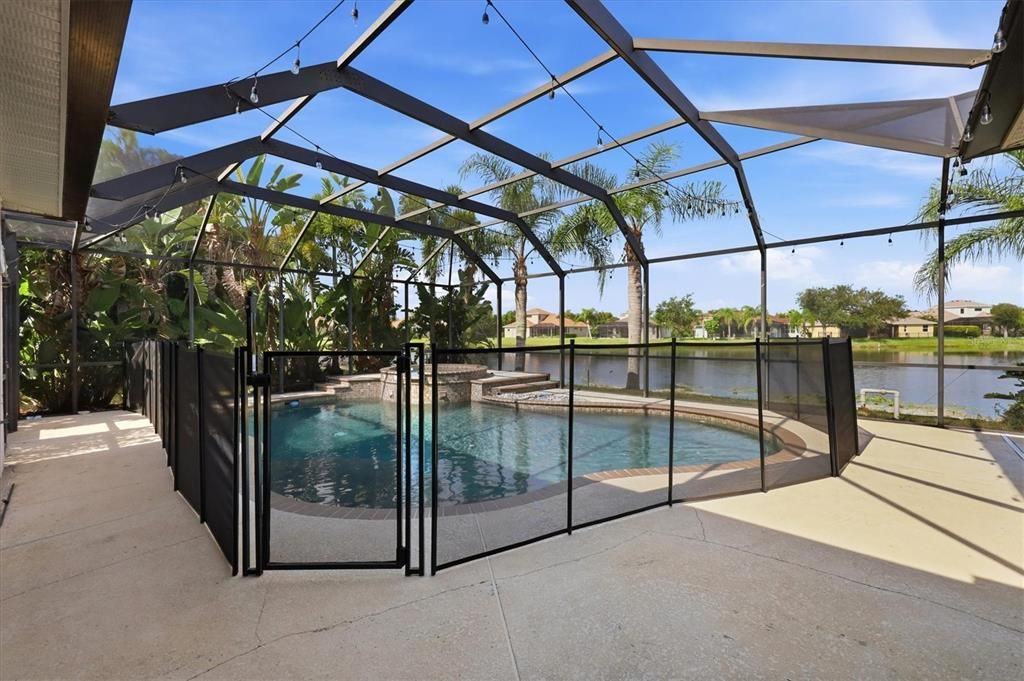 For Sale: $649,900 (4 beds, 2 baths, 2906 Square Feet)