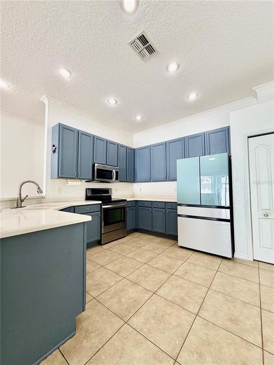 В аренду: $2,200 (3 спален, 2 ванн, 1609 Квадратных фут)
