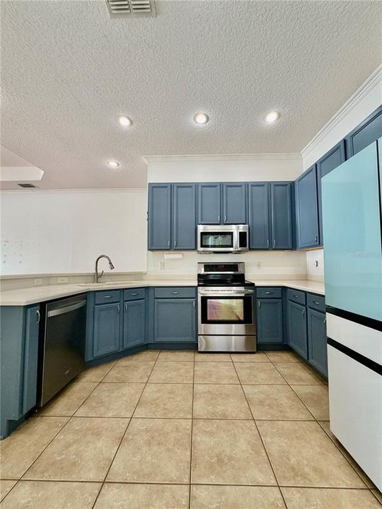 В аренду: $2,200 (3 спален, 2 ванн, 1609 Квадратных фут)