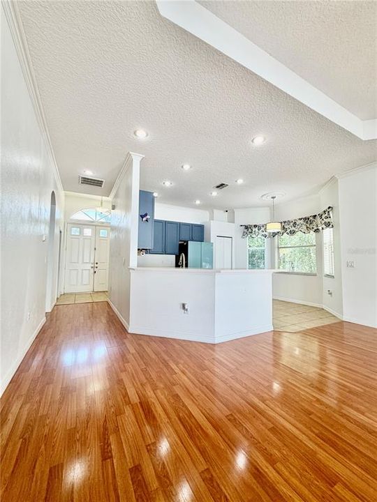 В аренду: $2,200 (3 спален, 2 ванн, 1609 Квадратных фут)