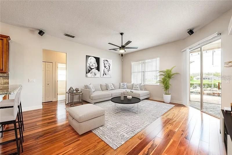 For Rent: $4,000 (4 beds, 2 baths, 2277 Square Feet)