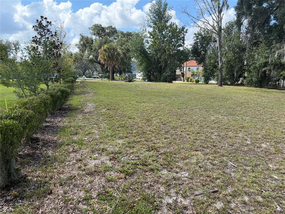 На продажу: $75,000 (0.25 acres)