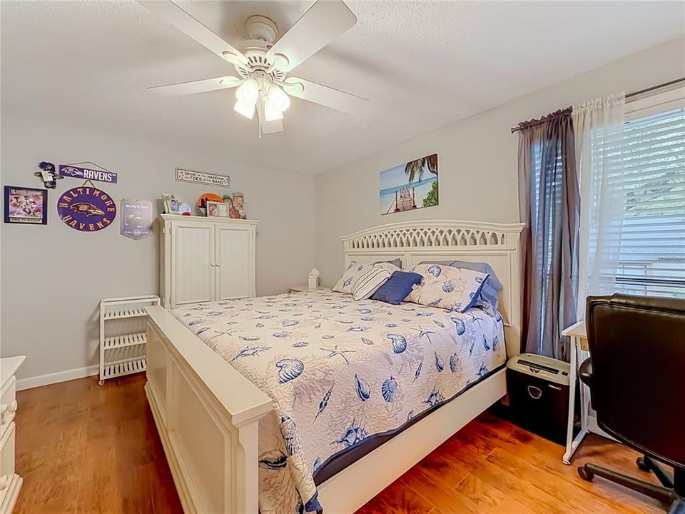 For Sale: $240,000 (2 beds, 2 baths, 1199 Square Feet)