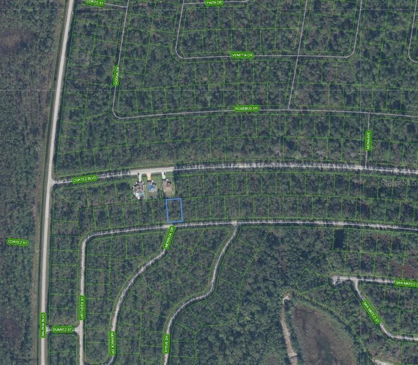 На продажу: $17,500 (0.23 acres)