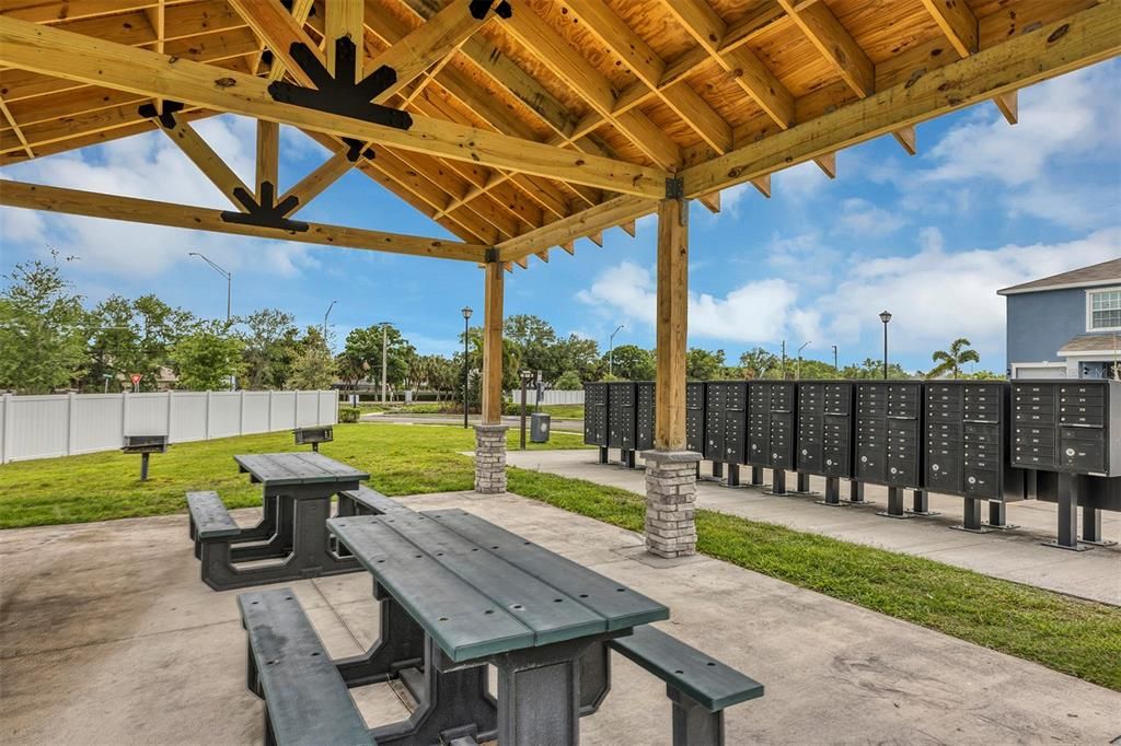 На продажу: $310,999 (3 спален, 2 ванн, 1673 Квадратных фут)