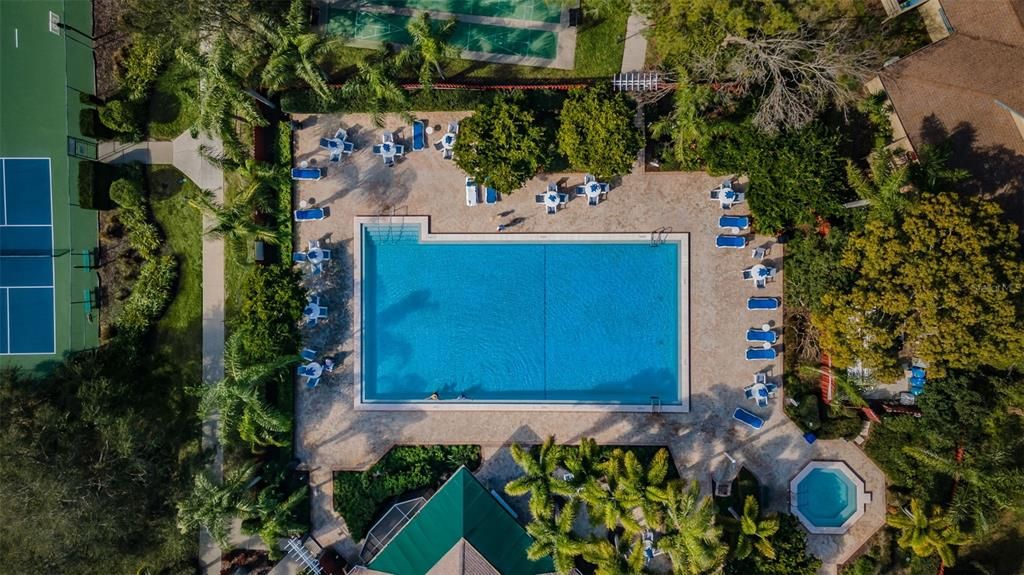 Под контрактом: $479,000 (3 спален, 2 ванн, 1548 Квадратных фут)