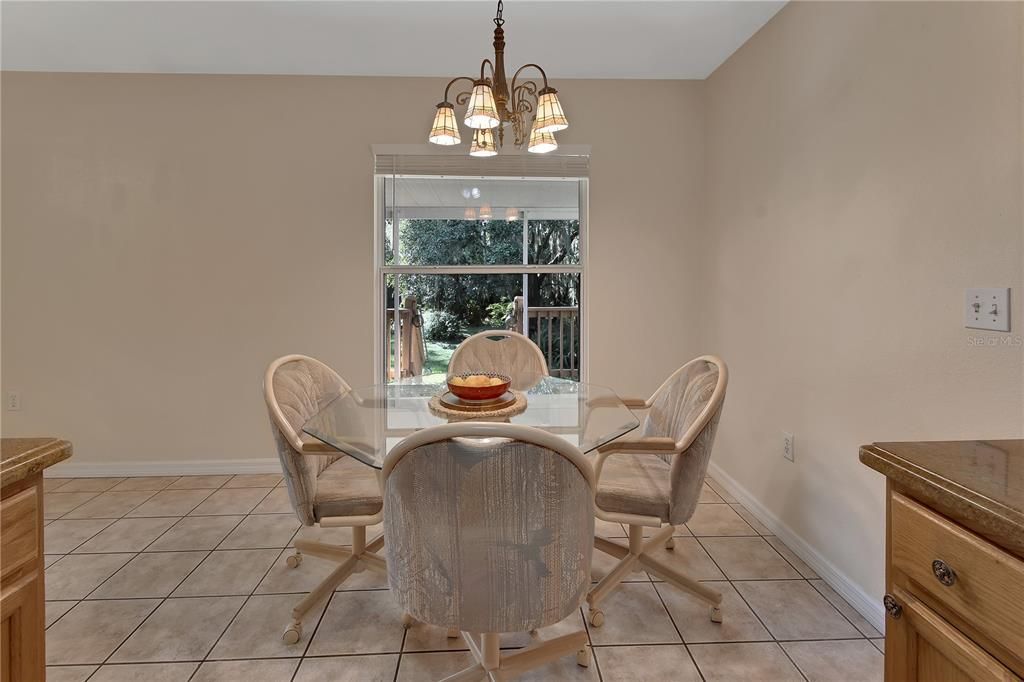 For Sale: $385,000 (3 beds, 2 baths, 1165 Square Feet)