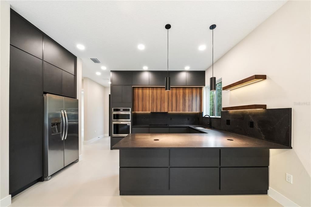 For Sale: $459,000 (3 beds, 2 baths, 1559 Square Feet)