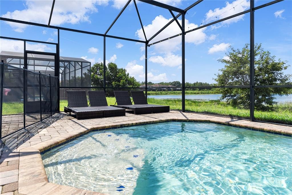 For Sale: $390,000 (4 beds, 4 baths, 2404 Square Feet)