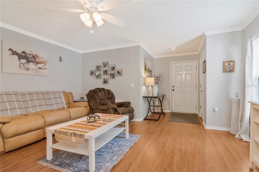 For Sale: $361,618 (3 beds, 2 baths, 2091 Square Feet)