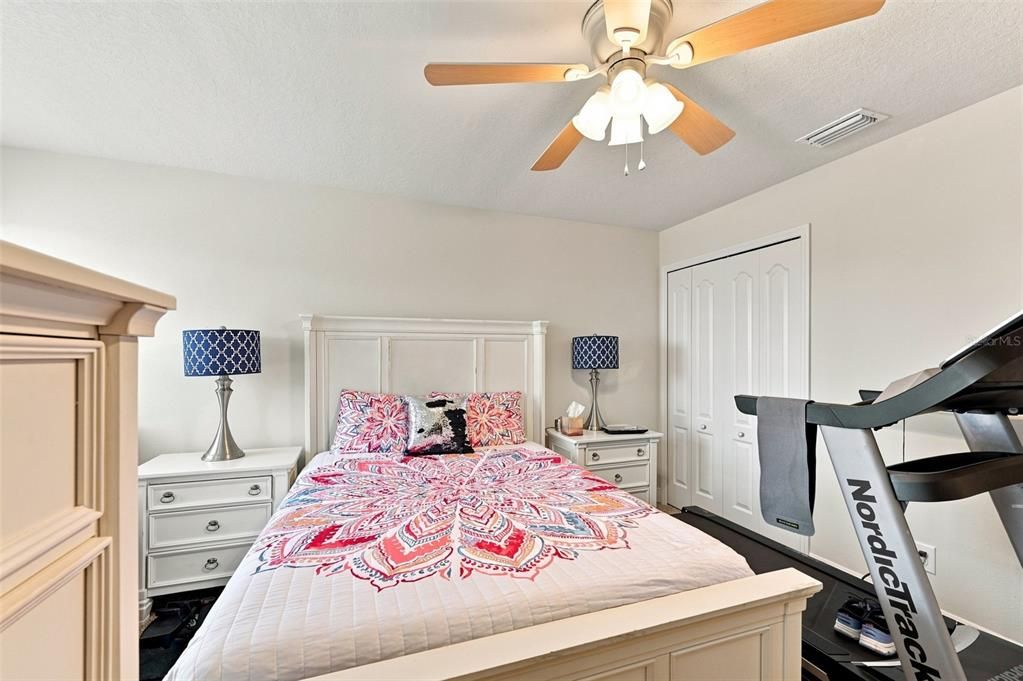 For Sale: $549,900 (5 beds, 3 baths, 3092 Square Feet)