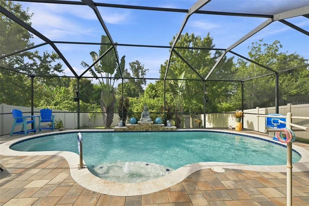 For Sale: $549,900 (5 beds, 3 baths, 3092 Square Feet)