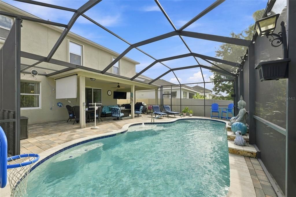 For Sale: $549,900 (5 beds, 3 baths, 3092 Square Feet)