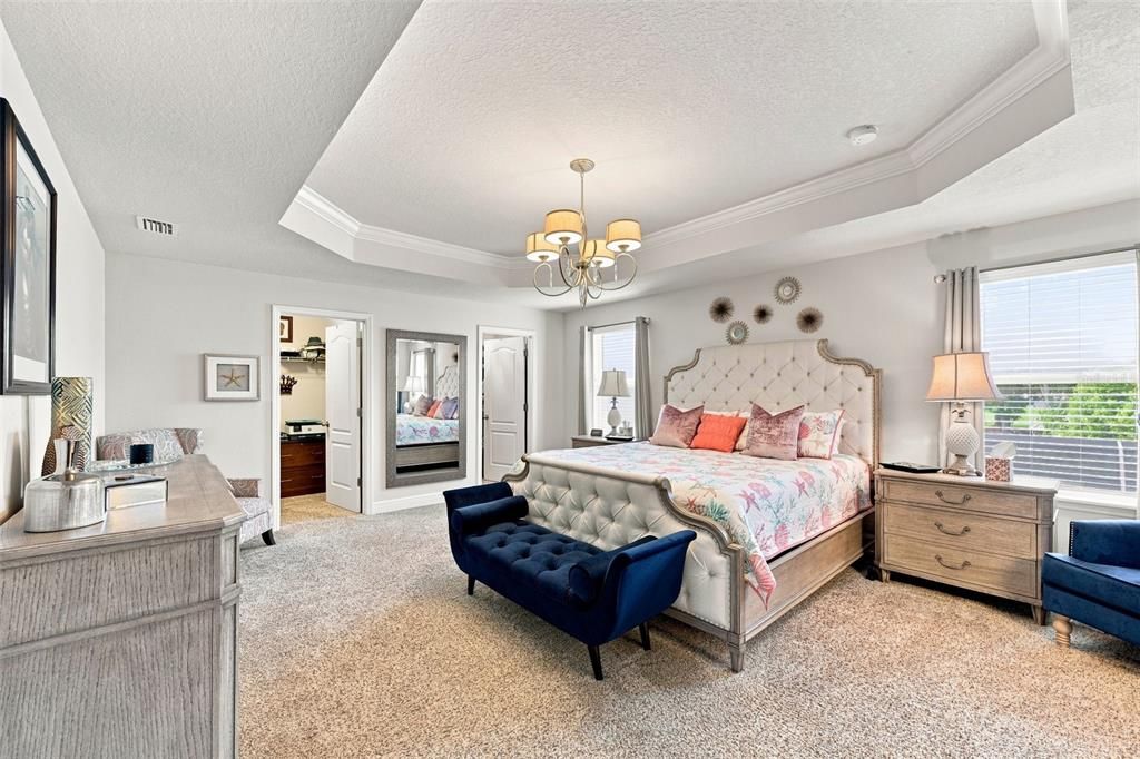 For Sale: $549,900 (5 beds, 3 baths, 3092 Square Feet)