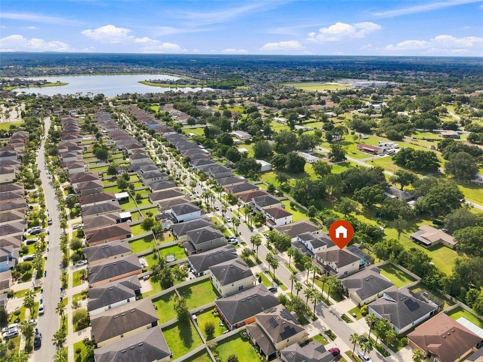 For Sale: $549,900 (5 beds, 3 baths, 3092 Square Feet)
