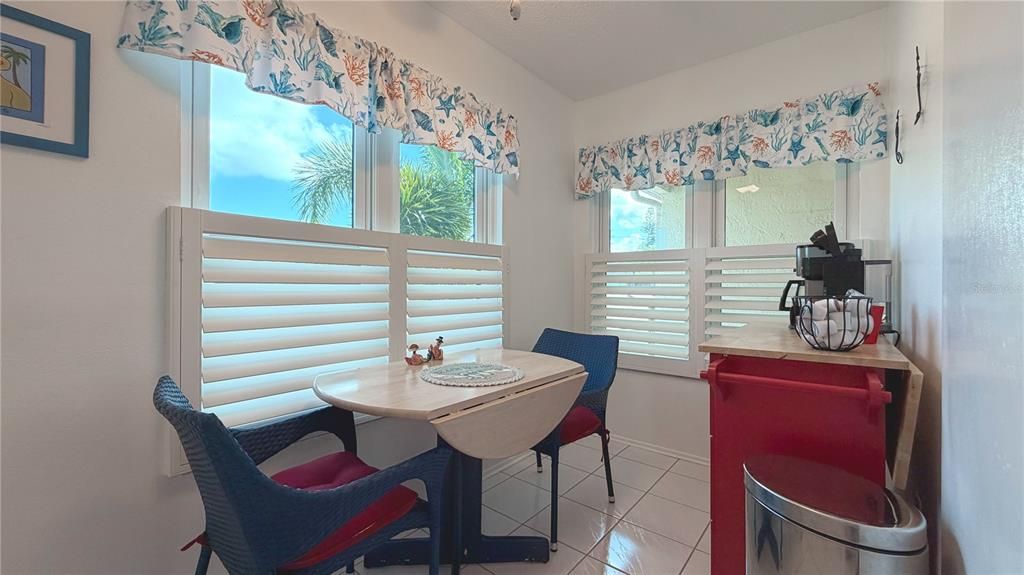 For Sale: $267,000 (2 beds, 2 baths, 1238 Square Feet)