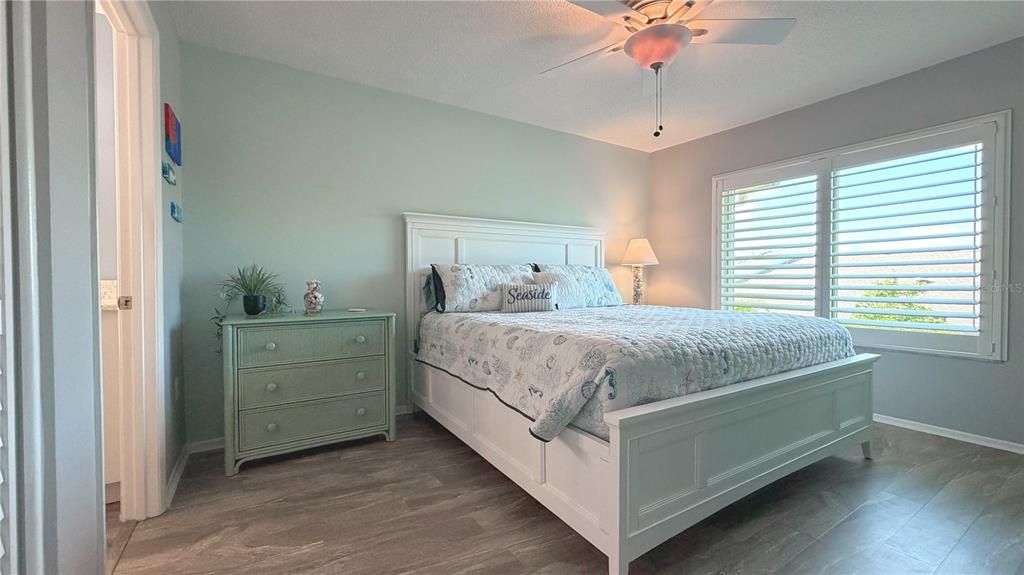 For Sale: $267,000 (2 beds, 2 baths, 1238 Square Feet)
