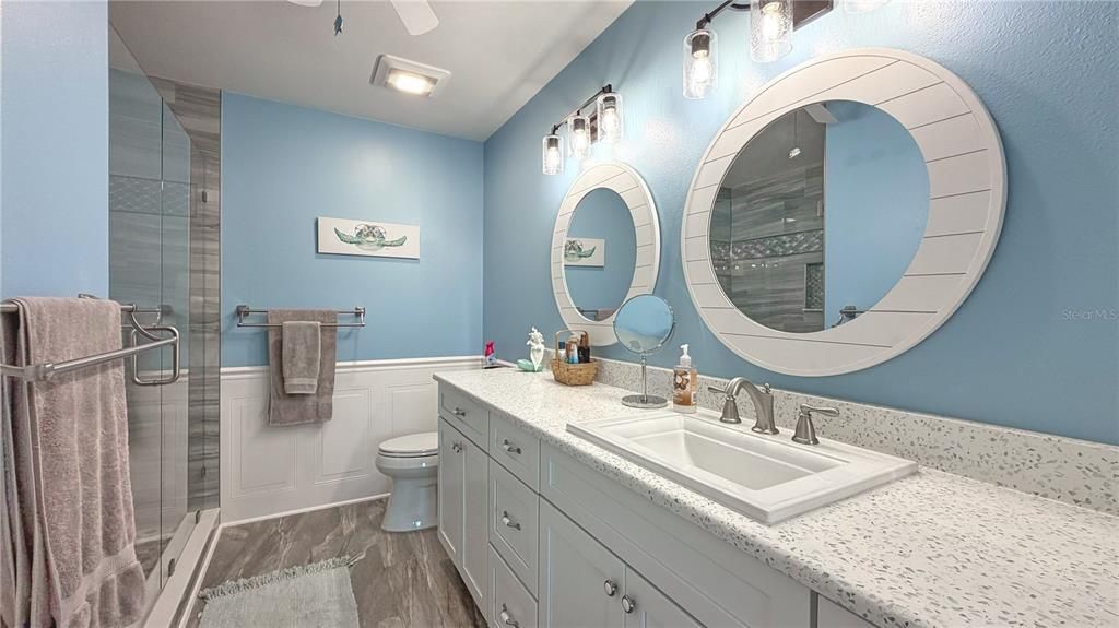 For Sale: $267,000 (2 beds, 2 baths, 1238 Square Feet)