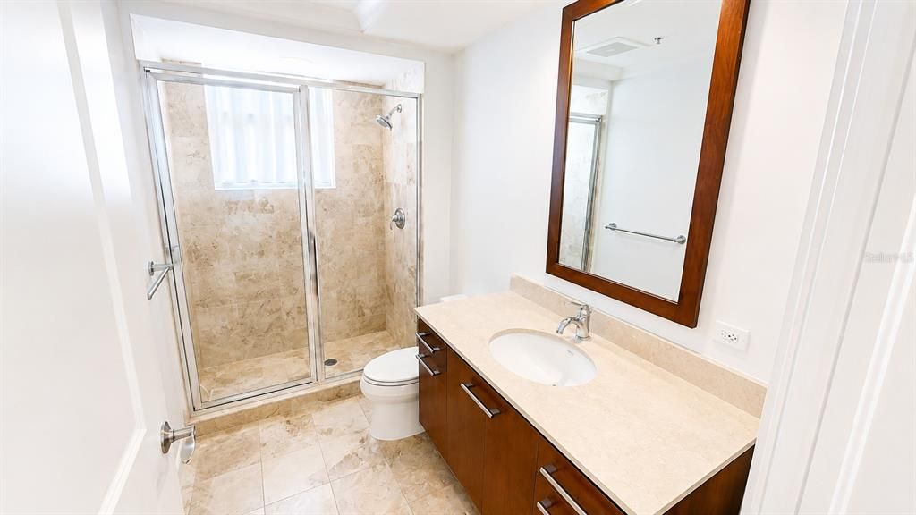 В аренду: $5,000 (2 спален, 2 ванн, 1268 Квадратных фут)