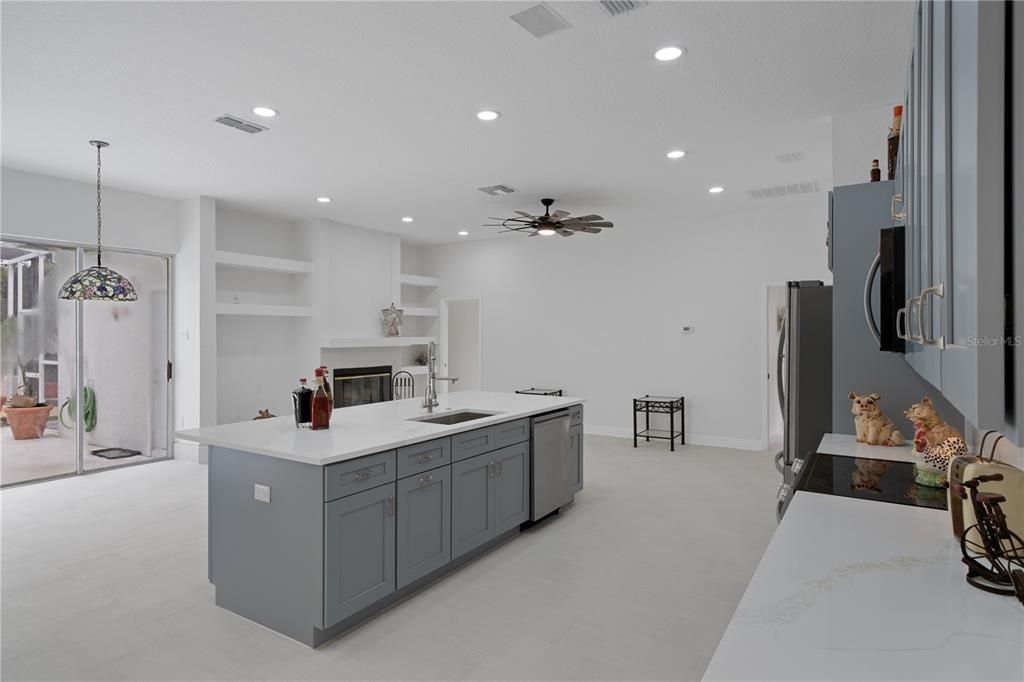 En Venta: $625,000 (3 camas, 2 baños, 2049 Pies cuadrados)