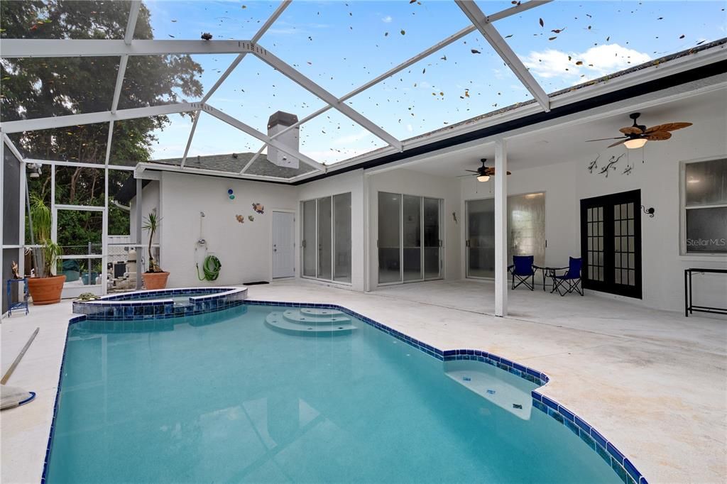 En Venta: $625,000 (3 camas, 2 baños, 2049 Pies cuadrados)