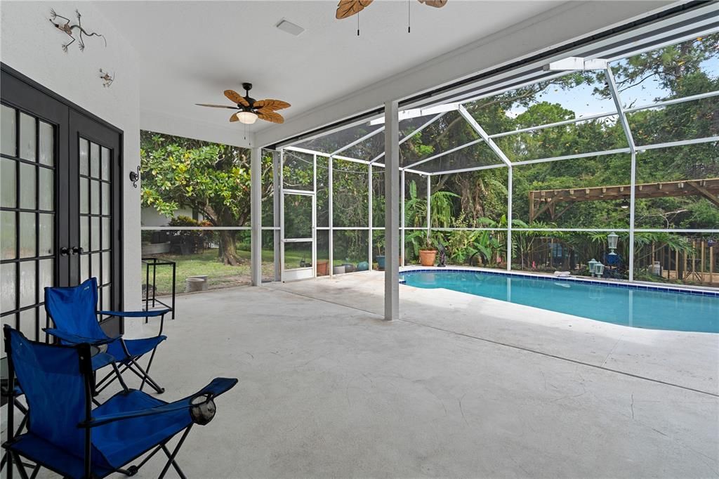 En Venta: $625,000 (3 camas, 2 baños, 2049 Pies cuadrados)