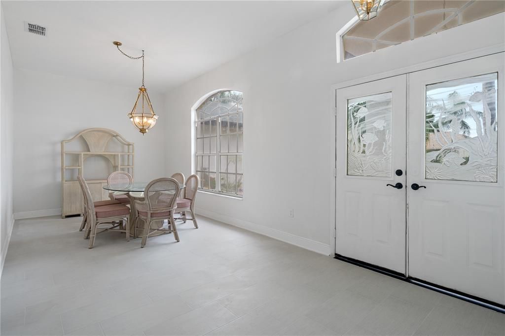 En Venta: $625,000 (3 camas, 2 baños, 2049 Pies cuadrados)