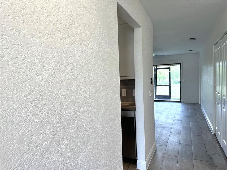 En Renta: $1,400 (2 camas, 2 baños, 1051 Pies cuadrados)