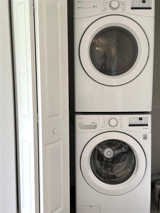 En Renta: $1,400 (2 camas, 2 baños, 1051 Pies cuadrados)