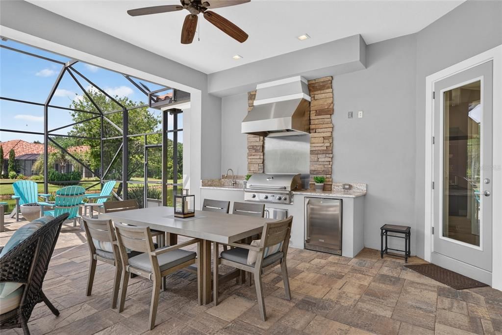 For Sale: $1,850,000 (4 beds, 3 baths, 3302 Square Feet)