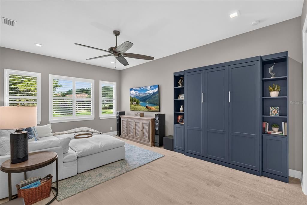 For Sale: $1,850,000 (4 beds, 3 baths, 3302 Square Feet)