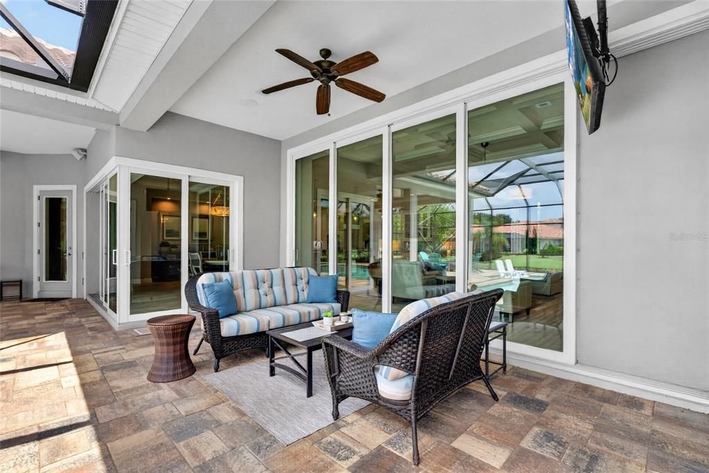 For Sale: $1,850,000 (4 beds, 3 baths, 3302 Square Feet)