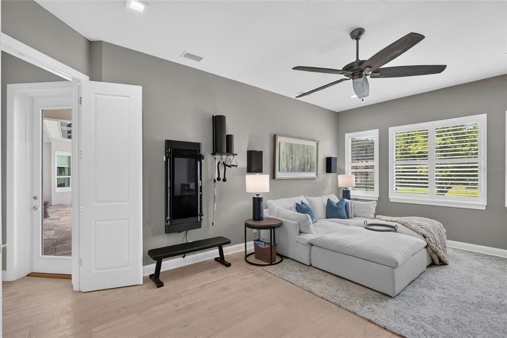 For Sale: $1,850,000 (4 beds, 3 baths, 3302 Square Feet)