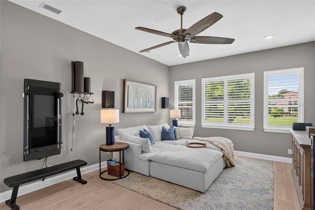 For Sale: $1,850,000 (4 beds, 3 baths, 3302 Square Feet)
