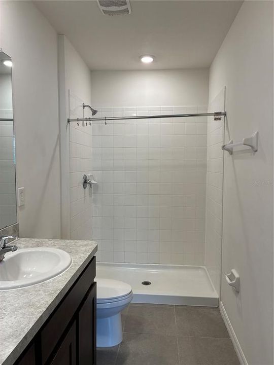 В аренду: $2,350 (3 спален, 2 ванн, 1673 Квадратных фут)