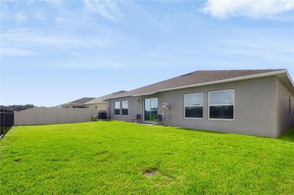 For Sale: $424,900 (4 beds, 3 baths, 2576 Square Feet)