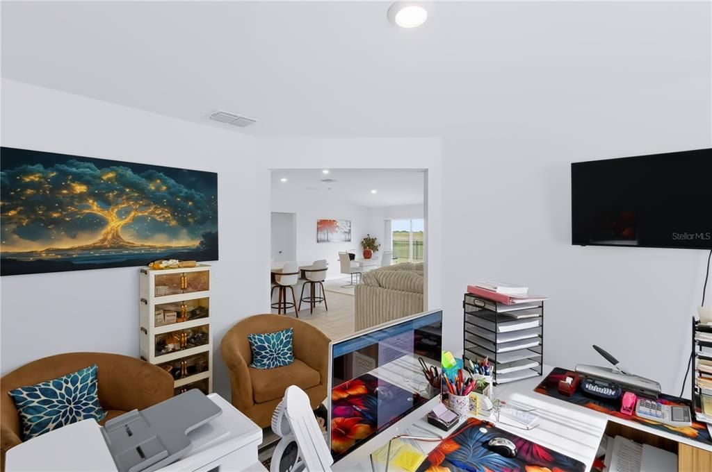 For Sale: $424,900 (4 beds, 3 baths, 2576 Square Feet)