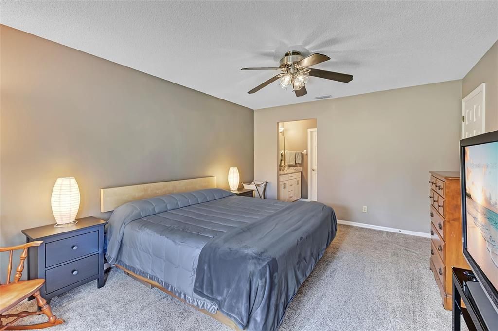 For Sale: $410,000 (3 beds, 2 baths, 1740 Square Feet)
