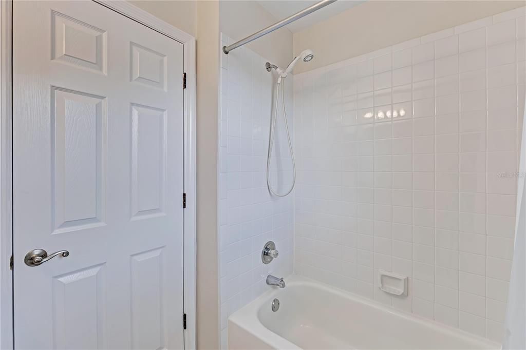 For Sale: $410,000 (3 beds, 2 baths, 1740 Square Feet)