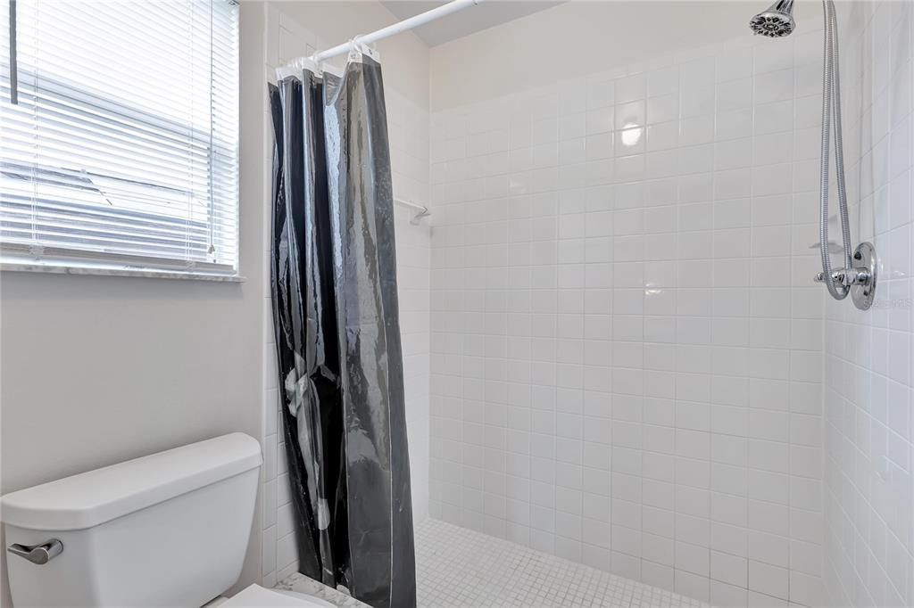 For Sale: $410,000 (3 beds, 2 baths, 1740 Square Feet)