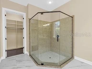 En Renta: $6,500 (5 camas, 4 baños, 3835 Pies cuadrados)