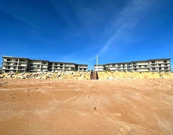 На продажу: $249,900 (2 спален, 2 ванн, 925 Квадратных фут)