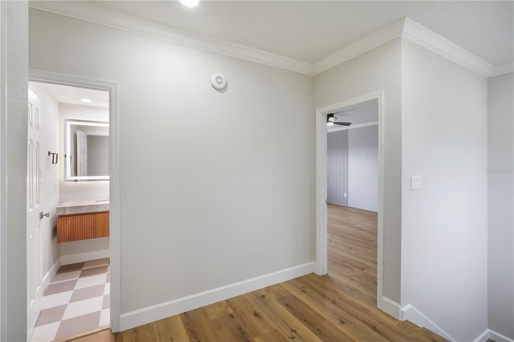 En Venta: $695,000 (3 camas, 2 baños, 2398 Pies cuadrados)