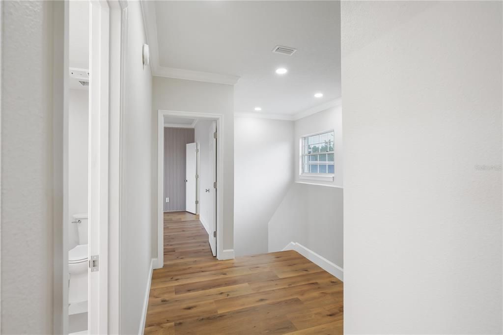 En Venta: $695,000 (3 camas, 2 baños, 2398 Pies cuadrados)