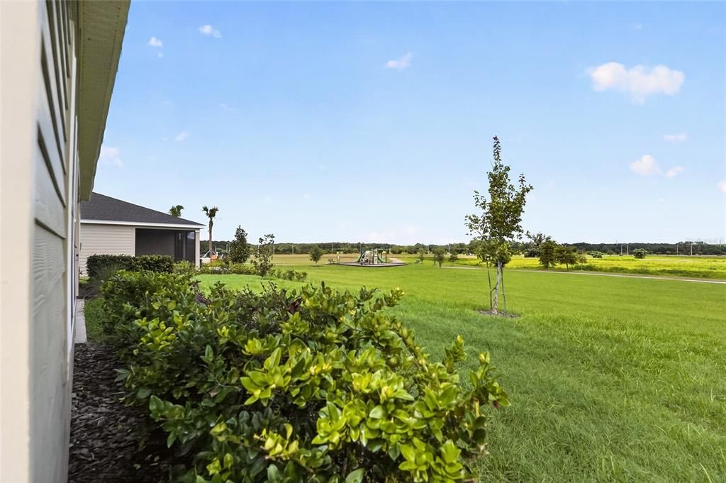 For Sale: $423,999 (4 beds, 3 baths, 2242 Square Feet)