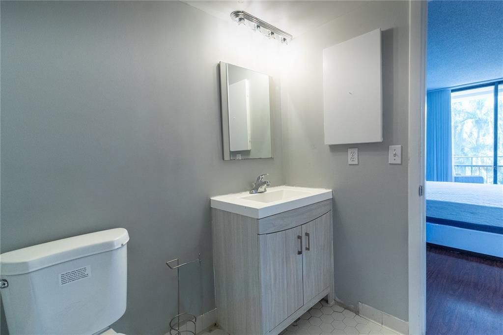 待售: $214,900 (2 贝兹, 2 浴室, 1194 平方英尺)
