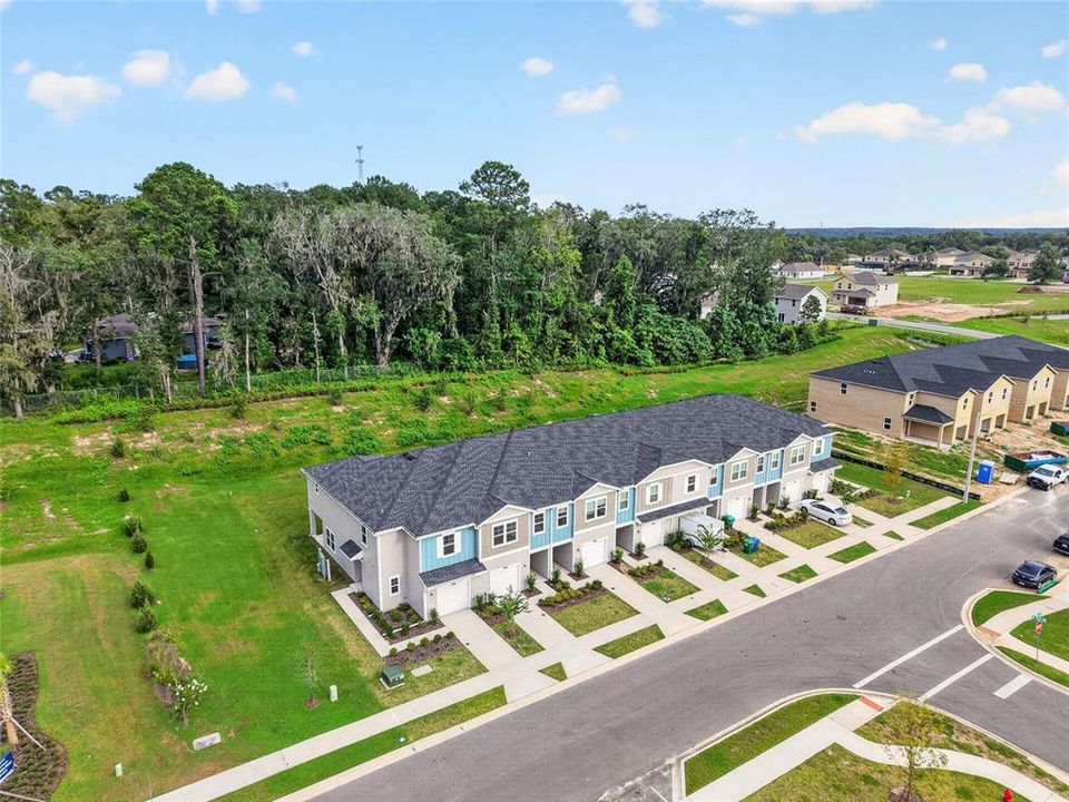 For Sale: $294,999 (3 beds, 2 baths, 1663 Square Feet)