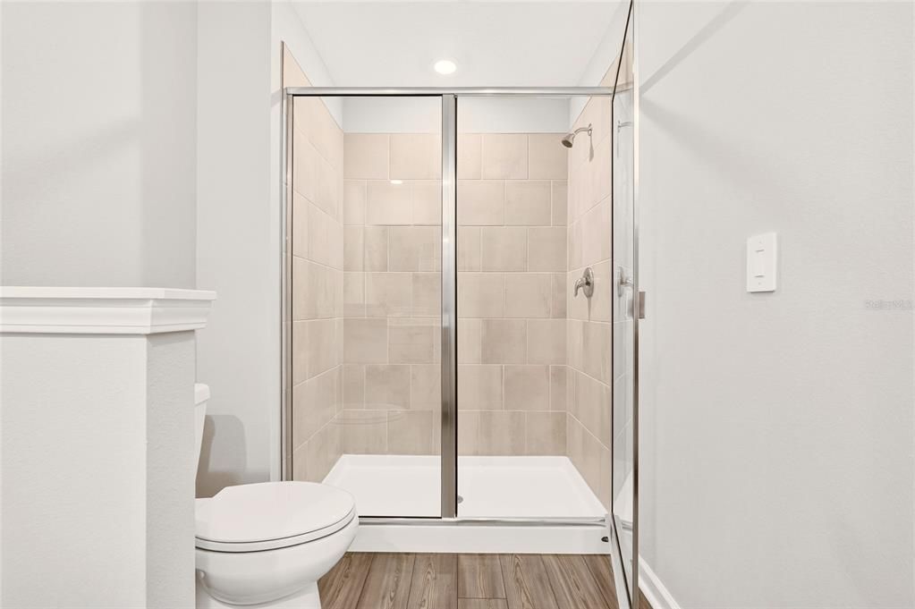 For Sale: $294,999 (3 beds, 2 baths, 1663 Square Feet)