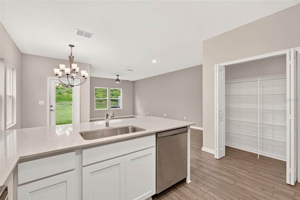For Sale: $294,999 (3 beds, 2 baths, 1796 Square Feet)